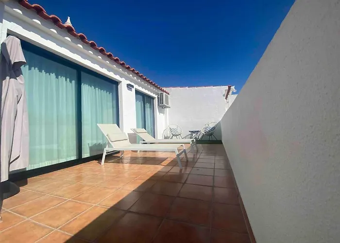 Penthouse S.jorge Seaview T4 아파트