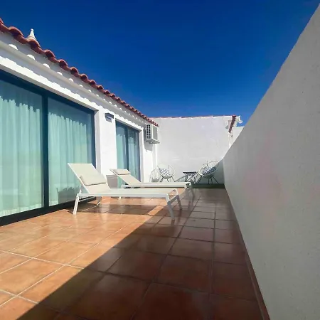 Penthouse S.jorge Seaview T4 Apartment