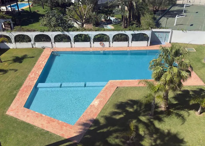 Penthouse S.jorge Seaview T4 Apartment Quarteira
